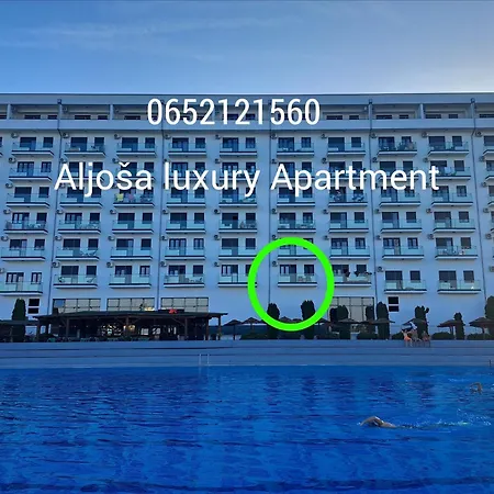 Aljosa Luxury דירה *