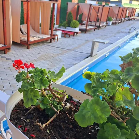 Aljosa Luxury דירה *