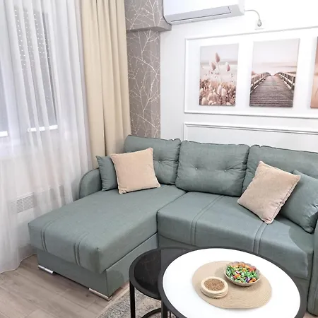 Aljosa Luxury ג'אגודינה